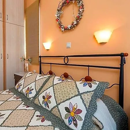 Lorenzo With Private Pool, 200m From The Beach, By Zantewize 4*